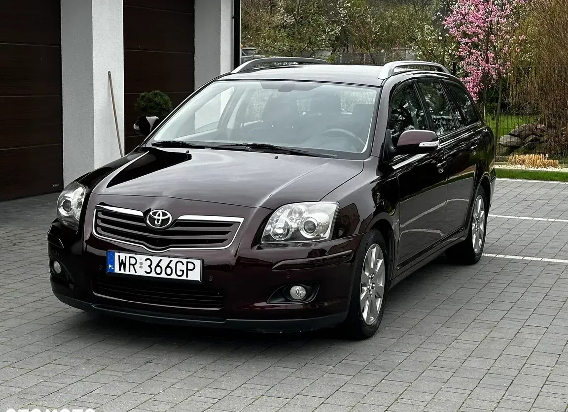 toyota avensis Toyota Avensis cena 19900 przebieg: 260000, rok produkcji 2007 z Radom